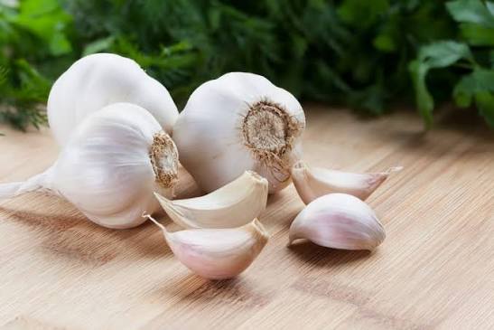 Garlic bulbs and cloves
